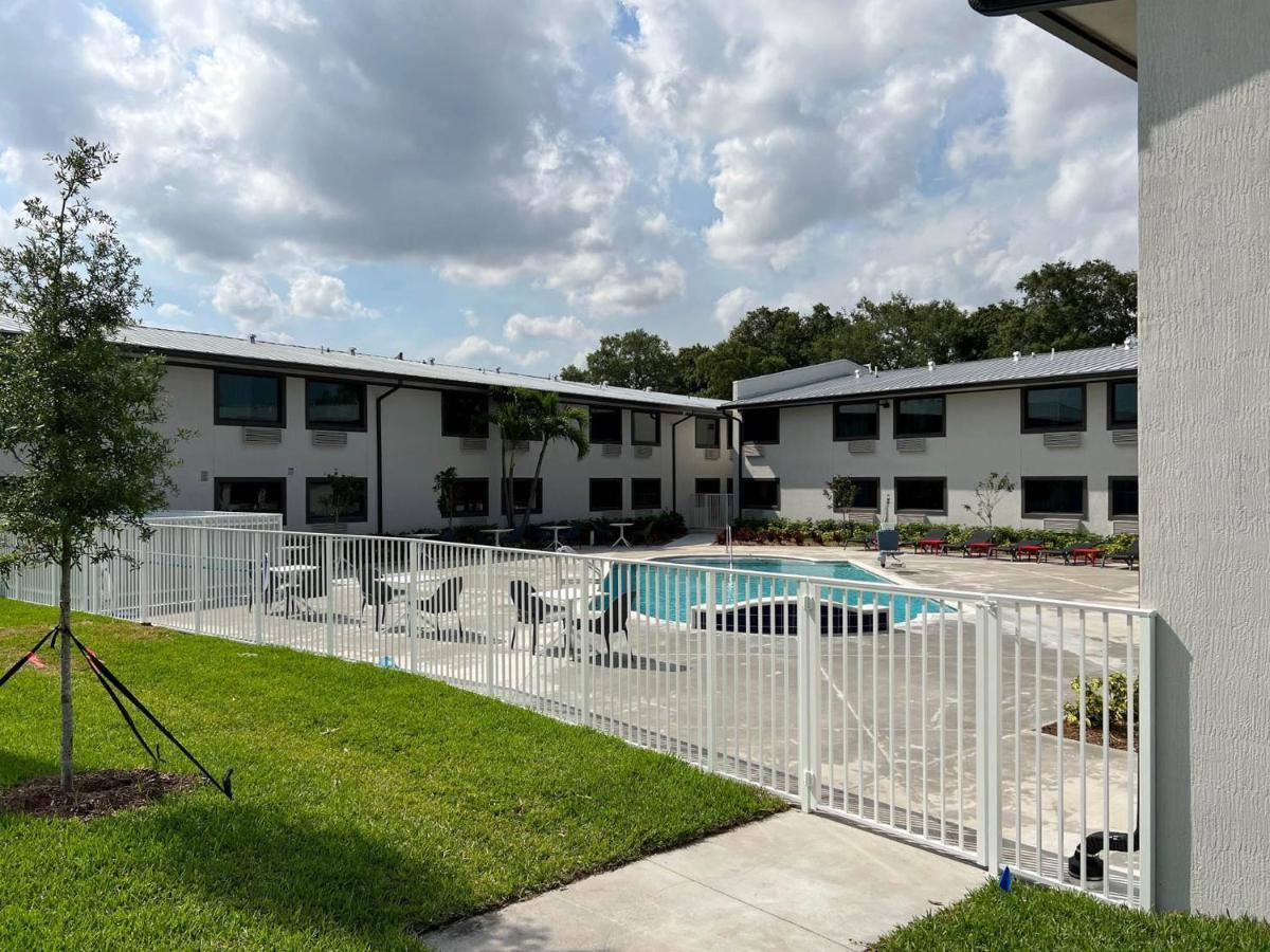 Motel 6-Fort Lauderdale, Fl Dış mekan fotoğraf