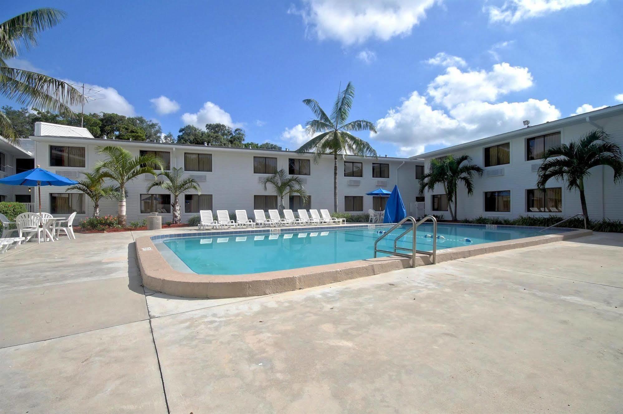 Motel 6-Fort Lauderdale, Fl Dış mekan fotoğraf